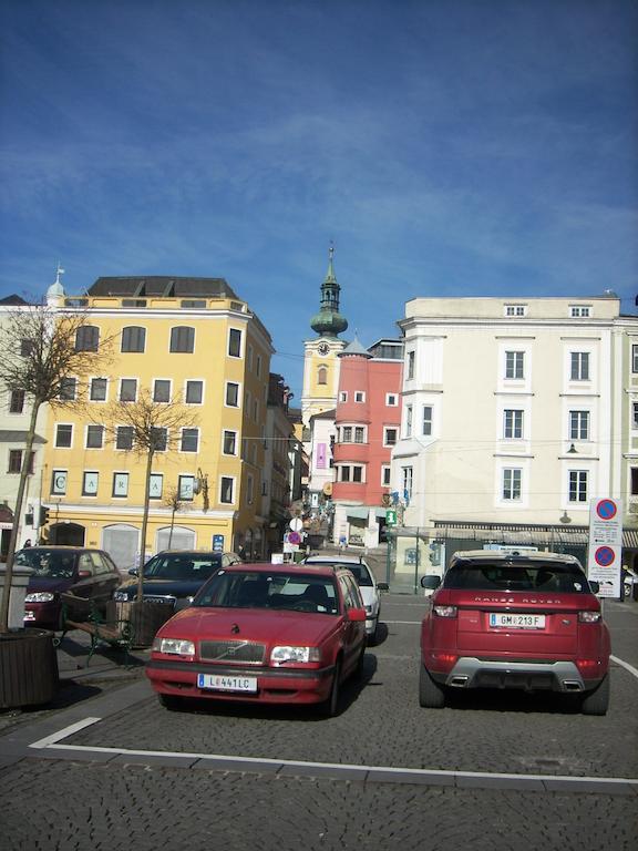 Garconniere Im Ehemaligen Hotel Austria Gmunden Exterior photo